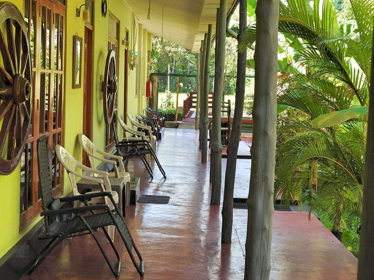 Villa Champagne Tissamaharama Exterior photo